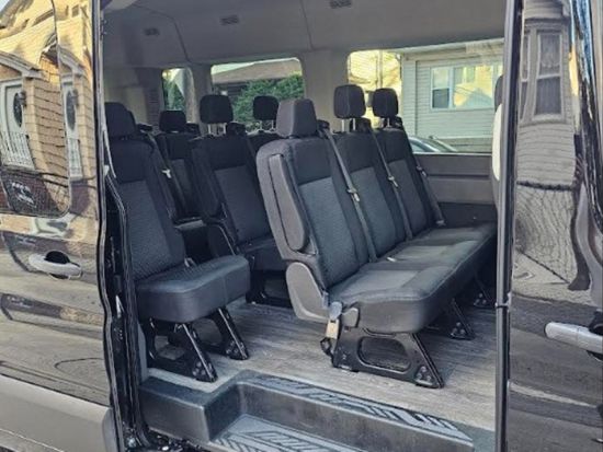 【空港送迎】ニューヨーク主要空港（ジョン・F・ケネディ国際空港など） ⇔ マンハッタン地区 ＜貸切／英語ドライバー＞