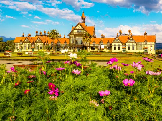 New Zealand_Rotorua_Government_Garden_shutterstock_383096146