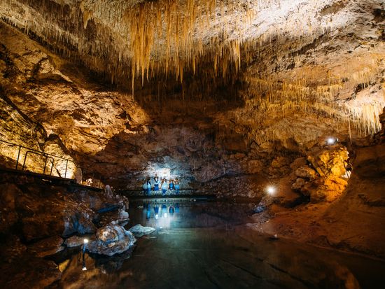 Lake Cave 4.2.16 - Photo Elements Margaret River0033