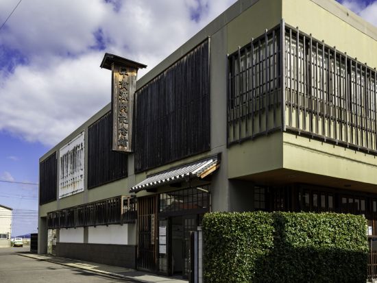 貸切観光タクシー ディープな香川を満喫！平賀源内記念館＋ジョージナカシマ記念館 他＜6時間／1-9名／高松発着＞4名参加で1名10,200円～by 平井タクシー