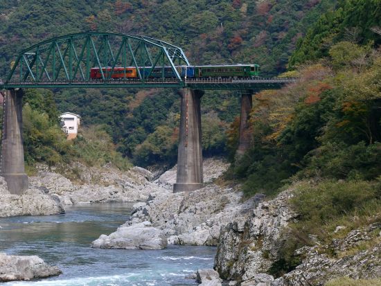 貸切観光タクシー プロの写真家がご案内！土讃線 鉄道フォトツアー 香川から徳島の名所を巡る旅＜10時間／1⁻9名／高松発着＞by 平井タクシー