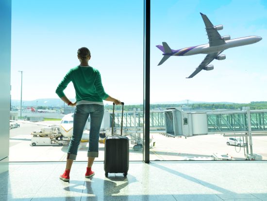 【空港送迎】アブダビ国際空港 ⇔ アブダビまたはドバイ市内 ＜貸切／英語ドライバー＞