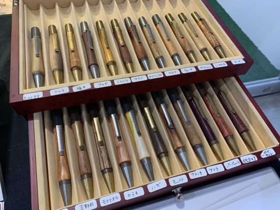 沖縄の木を使った木製ペン作り　記念品やプレゼントに最適な世界に1つだけのハンドメイドのペンを製作＜1～3時間／午前or午後／沖縄本島南部＞ 