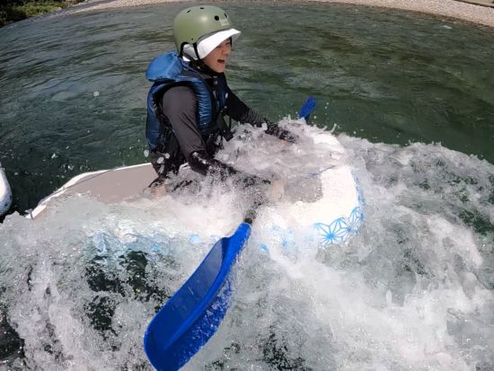 SUPとカヌーを融合させた「ZAB」ツアー 美しい仁淀川をザブザブ進もう！5歳～参加OK＜3時間／午前 or 午後／3～11月／越知町＞