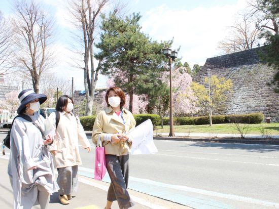 【プライベートウォーキングツアー】アメリカの有名新聞社で行くべき世界52カ所の1つに選ばれた盛岡市を地元ガイドと一緒に散策＜通年/2時間/盛岡市内発着＞