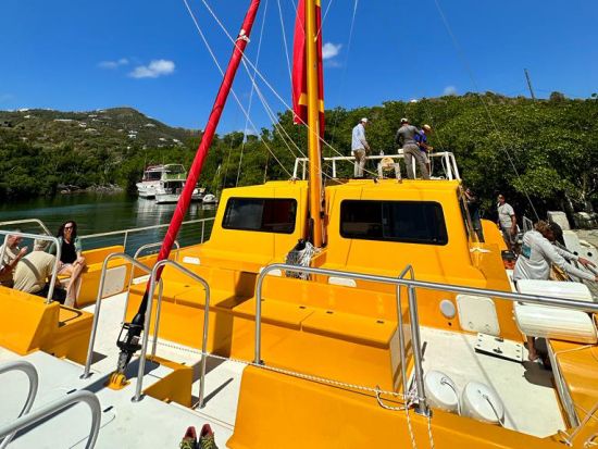 サンセットセーリング　ナ・ホクⅢ号　ワイキキビーチの中心から出港！マイタイなどアルコールを含む飲み放題付き！＜ワイキキ発＞