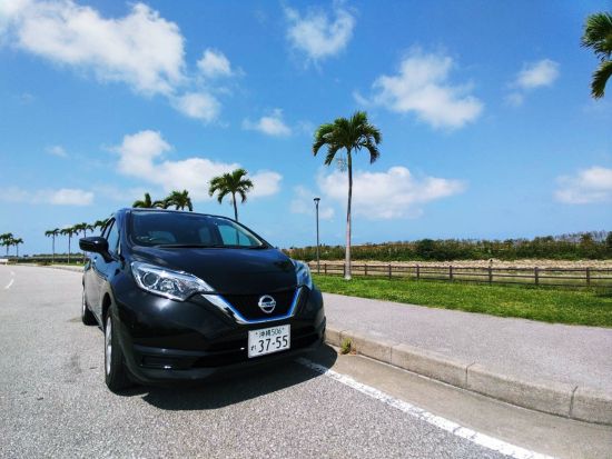 【カーレンタル】リーズナブルにお安くレンタカー予約！余計な手続きなしでお気軽に利用可能 那覇空港からの送迎あり＜最大10名乗り／1泊2日～／那覇＞