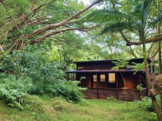 Kanaka Village宿泊＆ハートロックトレッキングツアー！コンドミニアムに滞在 トレッキングにも参加＜3泊4日／素泊まり／1棟貸し／小笠原諸島＞