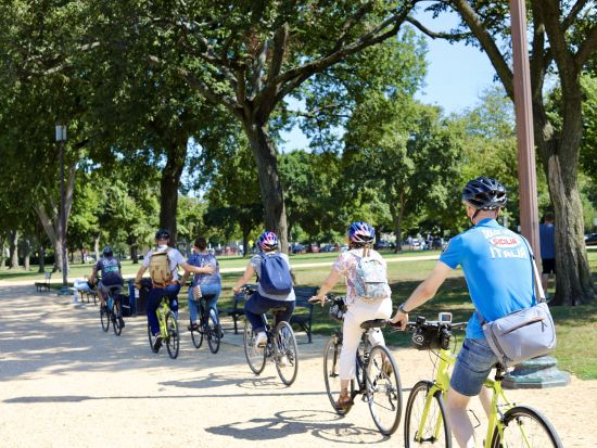 ワシントンD.C.　サイクリングツアー　キャピトル・ヒルや観光名所めぐり＆スポットでの撮影タイムあり＜2時間／英語ガイド＞by Unlimited Biking
