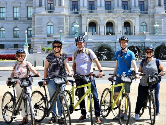 ワシントンD.C.　サイクリングツアー　キャピトル・ヒルや観光名所めぐり＆スポットでの撮影タイムあり＜2時間／英語ガイド＞by Unlimited Biking