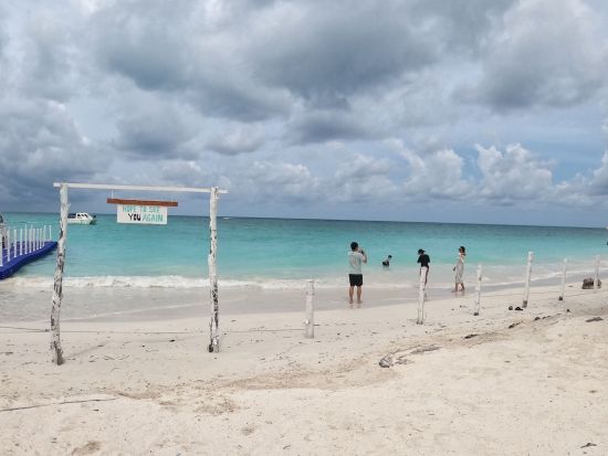 ムンガルム島　シュノーケリングツアー ＜昼食付き／日本語ガイド／コタキナバル発＞