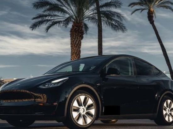 【空港送迎】ハリー・リード国際空港 ⇔ ラスベガス市内 ＜貸切／英語ドライバー＞