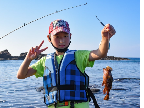 磯釣り体験 地元インストラクターがご案内 アラカブやアカハタなどを狙う ＜約1.5時間／宇久島＞ by 宇久町観光協会