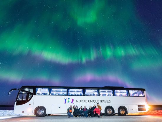 バスで行く！オーロラ ハンティングツアー＜8月～4月／英語／ロヴァニエミ発＞