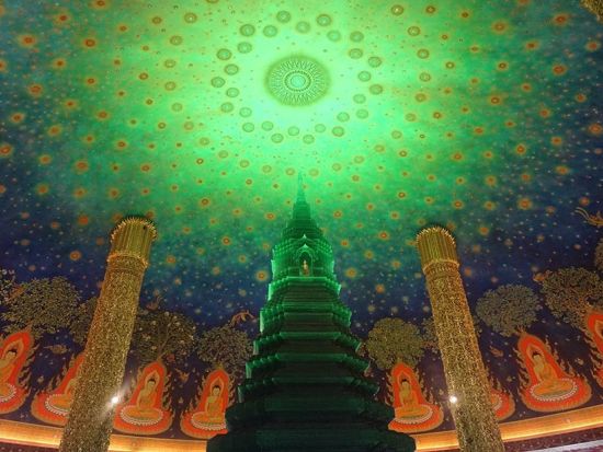 バンコク市内観光ツアー　ワット・パクナム＆ワット・プーカオトーン  ＜半日／貸切／日本語ガイド／最大8名＞