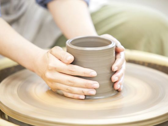 福岡発着日帰りツアー　日本文化を1日体験！筆文字Tシャツプリント体験や陶芸、温泉、博多南駅での新幹線体験、日本酒テイスティングなど、日本文化を楽しめる1日旅