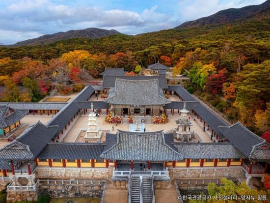 ソウル発！慶州観光ツアー　仏国寺＆瞻星台＆天馬塚＆月精橋　夜のライトアップまでゆったり滞在 KTX(高速鉄道）利用＜日本語ガイド/昼食付き＞