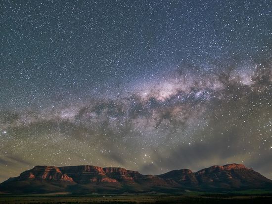 Flinders Ranges Wilpena Pound stars