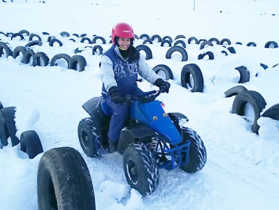 雪遊びお気軽体験3kmコース スノーモービル or 四輪バギーor スノーカート  3種から選べる初心者向け体験♪＜12～3月／富良野市＞