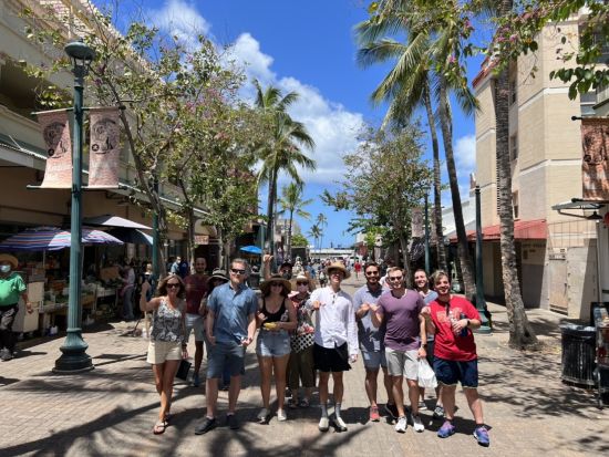 チャイナタウングルメツアー　ハワイの多様な食文化を体験！13～16種類の試食＆街歩きを楽しめる食べ歩きツアー＜ホノルル市内送迎付き＞