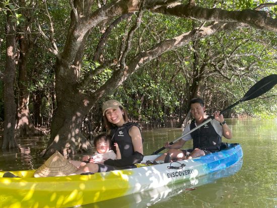 自然が作ったジャングルクルーズ！気のいい仲間と冒険しよう！嬉しい写真撮影付き＜約1時間半／石垣島＞ By 遊び庭