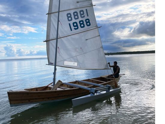 サバニ船ツアー 沖縄の伝統的な船で透明な海を冒険 優しい風に乗って大自然を感じよう！ 1歳のお子様から参加可能＜約1時間半／石垣島＞