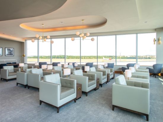エディンバラ国際空港（EDI）ラウンジチケット☆プラザ・プレミアムラウンジ（Plaza Premium Lounge）[出発]