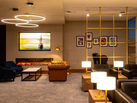 エディンバラ国際空港（EDI）ラウンジチケット☆プラザ・プレミアムラウンジ（Plaza Premium Lounge）[出発]