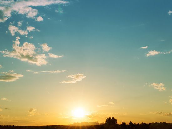 Australia_Uluru Ayers rock_kata Tjuta National Park_Sunset_shutterstock_441790540