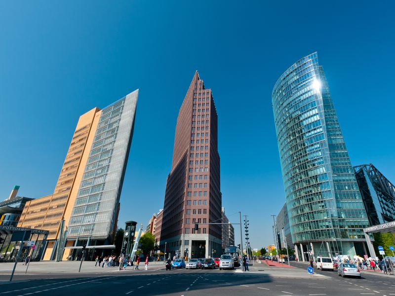 Berlin_Potsdamer_Platz_shutterstock_785585023
