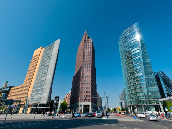 ガイド貸切観光　ベルリン市内を巡るオーダーメイドプラン＜午前・午後／日本語／公共交通機関利用／1-6名／3時間＞