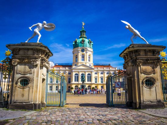 【プライベートツアー】行き先を自由にカスタマイズ！ベルリン市内1日観光＜7時間／公共交通機関利用／日本語ガイド＞by Mybus