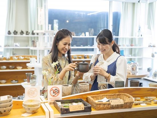 5KF1979_150dpi-scaled