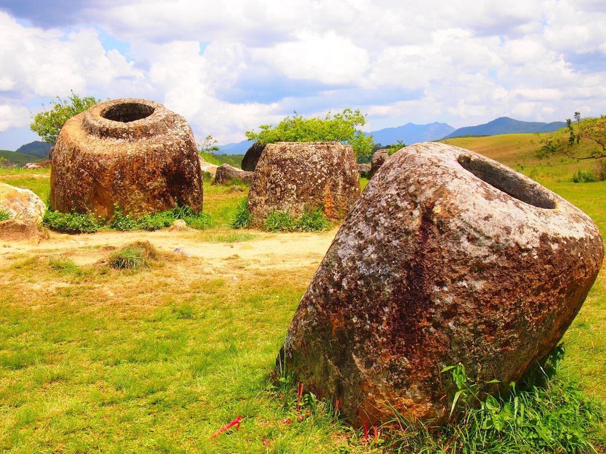 ジャール平原の巨大石壺遺跡群 | ルアンパバーン 旅行の観光
