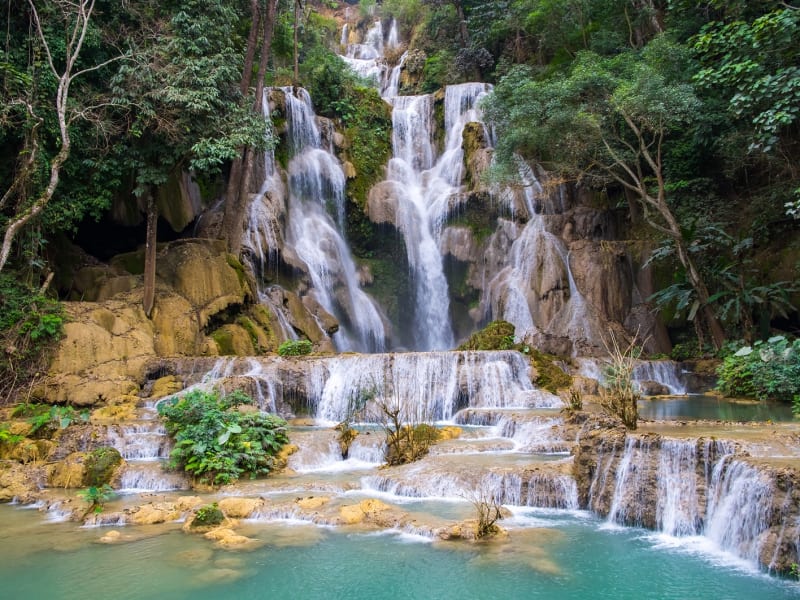 Laos_Kuang Si Waterfall_shutterstock_1036361887 - コピー