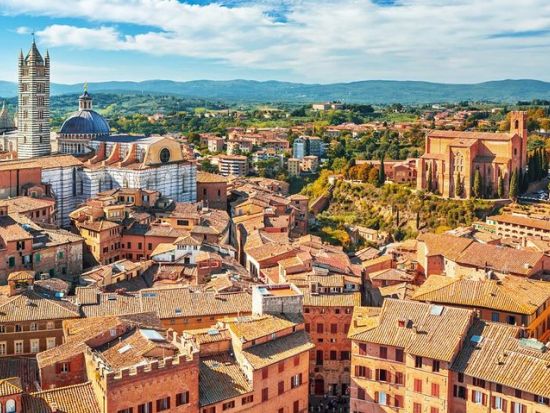 ピサ＋シエナ＋サンジミニャーノ1日ツアー トスカーナ州人気の3都市を巡る！シエナ大聖堂入場付きプランあり＜昼食＆ワイン試飲付き＞