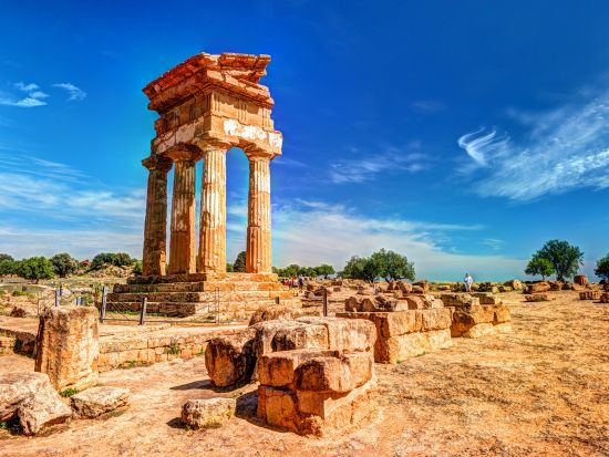 【ミラノ発着】3都市を周遊！シチリア3泊4日観光ツアー＜貸切／宿泊＆国内航空券込み＞by Max Harvest