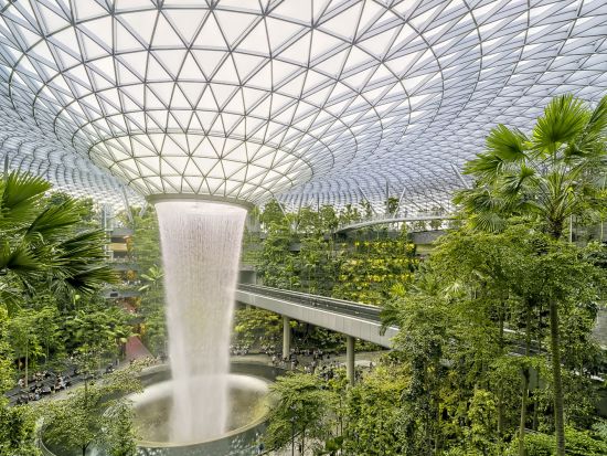 【空港送迎】シンガポール・チャンギ国際空港⇔シンガポール市内またはセントーサ島内ホテル＜貸切／最大7名／英語ドライバー／日本語ガイドプランあり＞