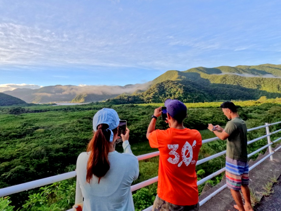 早朝マングローブカヤック体験　認定ガイドSeiyaさんがご案内　混雑しない朝にマングローブ林を満喫 朝食付き＜島内全域ホテル送迎有＞ byリンクアドベンチャーズ