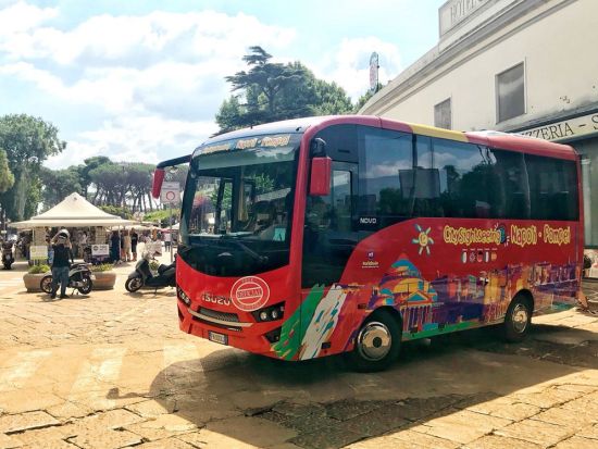 ナポリ発！ポンペイ行きシャトルバス往復チケット＜1日2便／英語音声ガイド＞