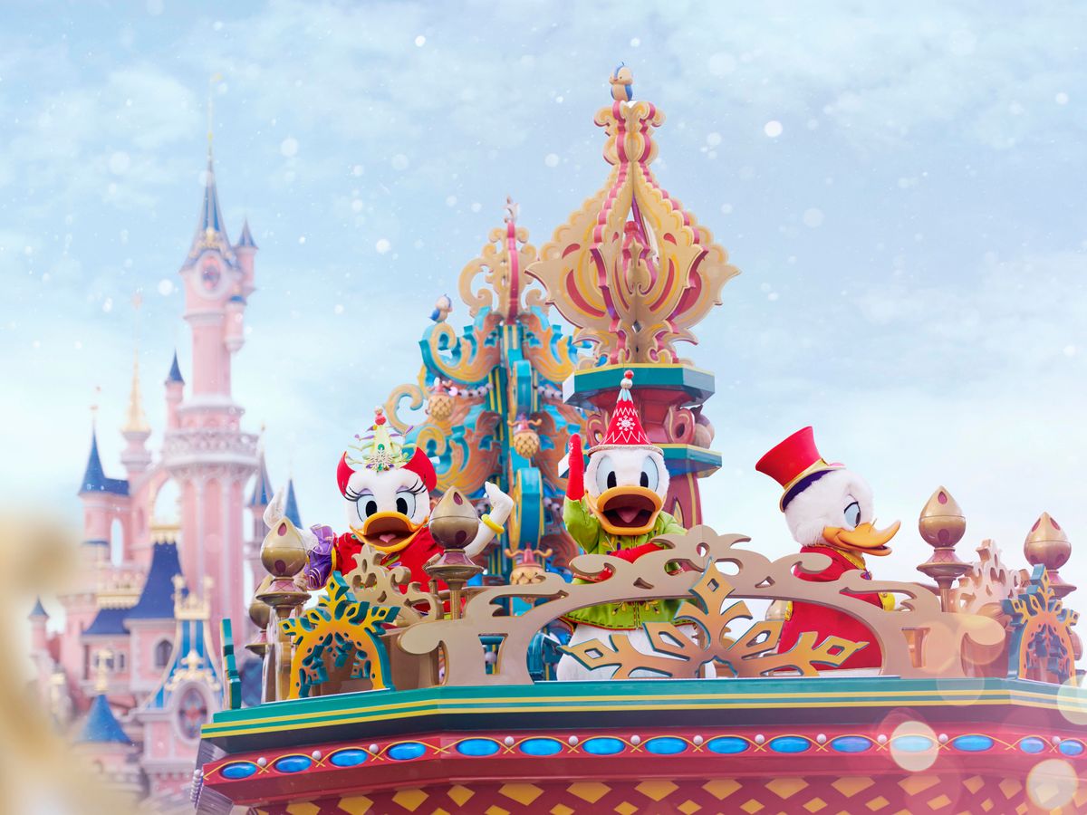 ディズニーランド・パリ シャトルバス往復送迎 ＜英語／ベルシーエリア