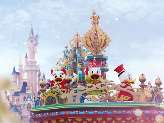 ディズニーランド・パリ　シャトルバス往復送迎＆パーク入場チケット 事前予約サービス ＜1パークまたは2パーク／英語／ベルシーエリア発＞