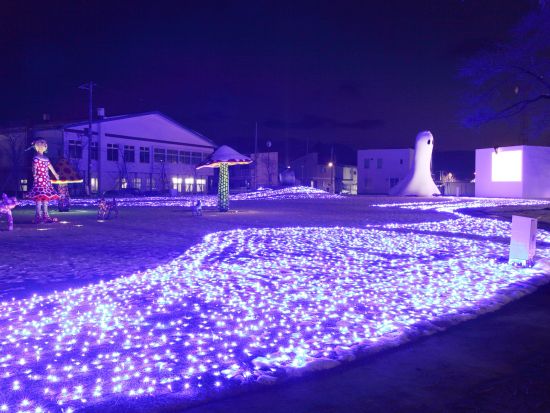 八甲田・酸ヶ湯温泉送迎観光タクシー 三内丸山遺跡、青森県立美術館、八甲田山雪中行軍遭難資料館、城ヶ倉大橋から2か所観光＜最大9名／2時間半／青森発着＞