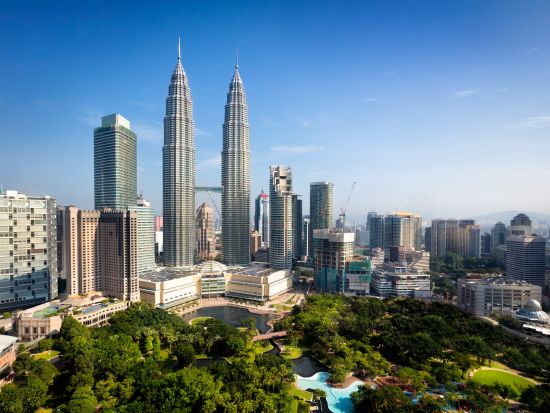 グランドハイアットホテル アフタヌーンティー　食事券＆事前予約サービス　マレーシア料理の軽食と英国風アフタヌーンティーを楽しむ ＜午後／クアラルンプール＞