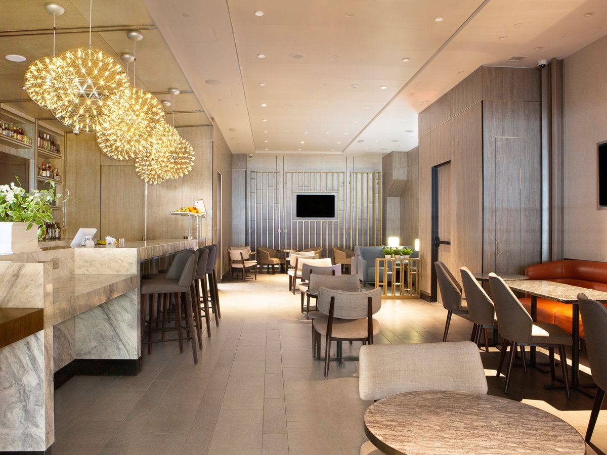 ダラス・フォートワース国際空港 (DFW) ラウンジチケット☆プラザ