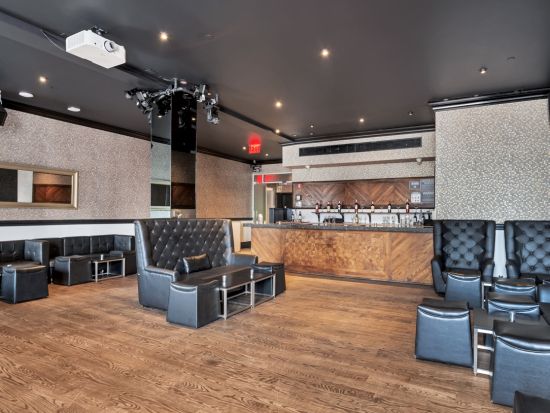 230 フィフス・ルーフトップ　食事券＆事前予約サービス　優雅なブランチをニューヨークの絶景スポットで堪能 ＜土日のみ＞