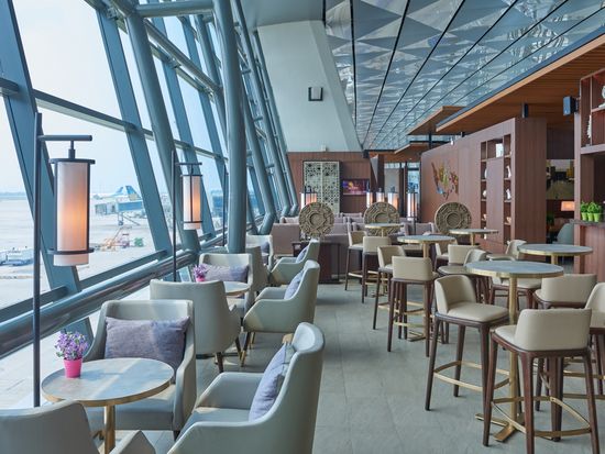 Saphire Plaza Premium Lounge, Jakarta (7)
