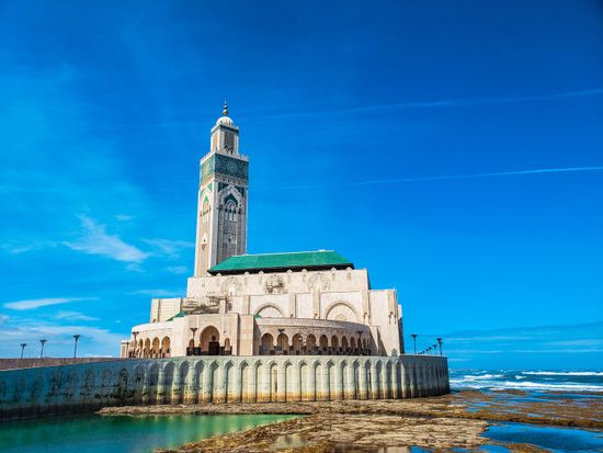 Morocco_Casablanca_Hassan II Mosque_shutterstock_1384627163