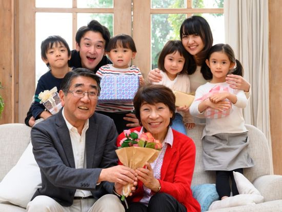 アニバーサリーにも最適！乗合屋形船 お台場・スカイツリー周遊コース 季節のお料理＆飲み放題付 屋形船で心に残る記念日を 選べるケーキ (有料)＜蔵前発＞