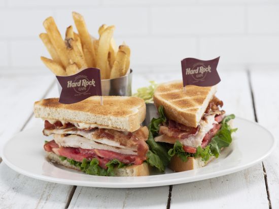 ハードロック・カフェ・ラスベガス　食事券＆事前予約サービス　音楽とボリュームのある本場アメリカン料理を楽しむ